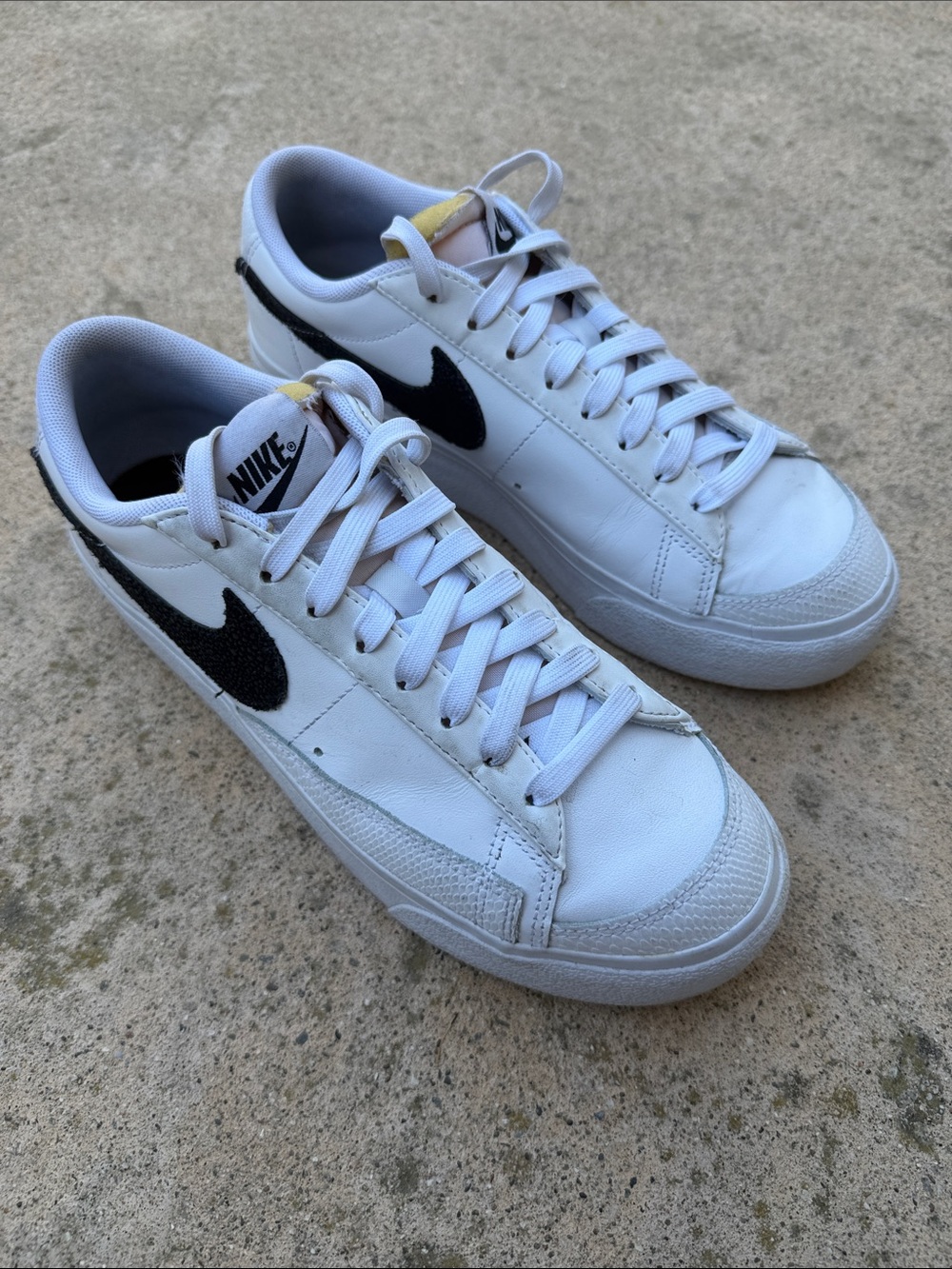 Nike Blazer Low Top White/Black Women's Sneaker Size 8.5